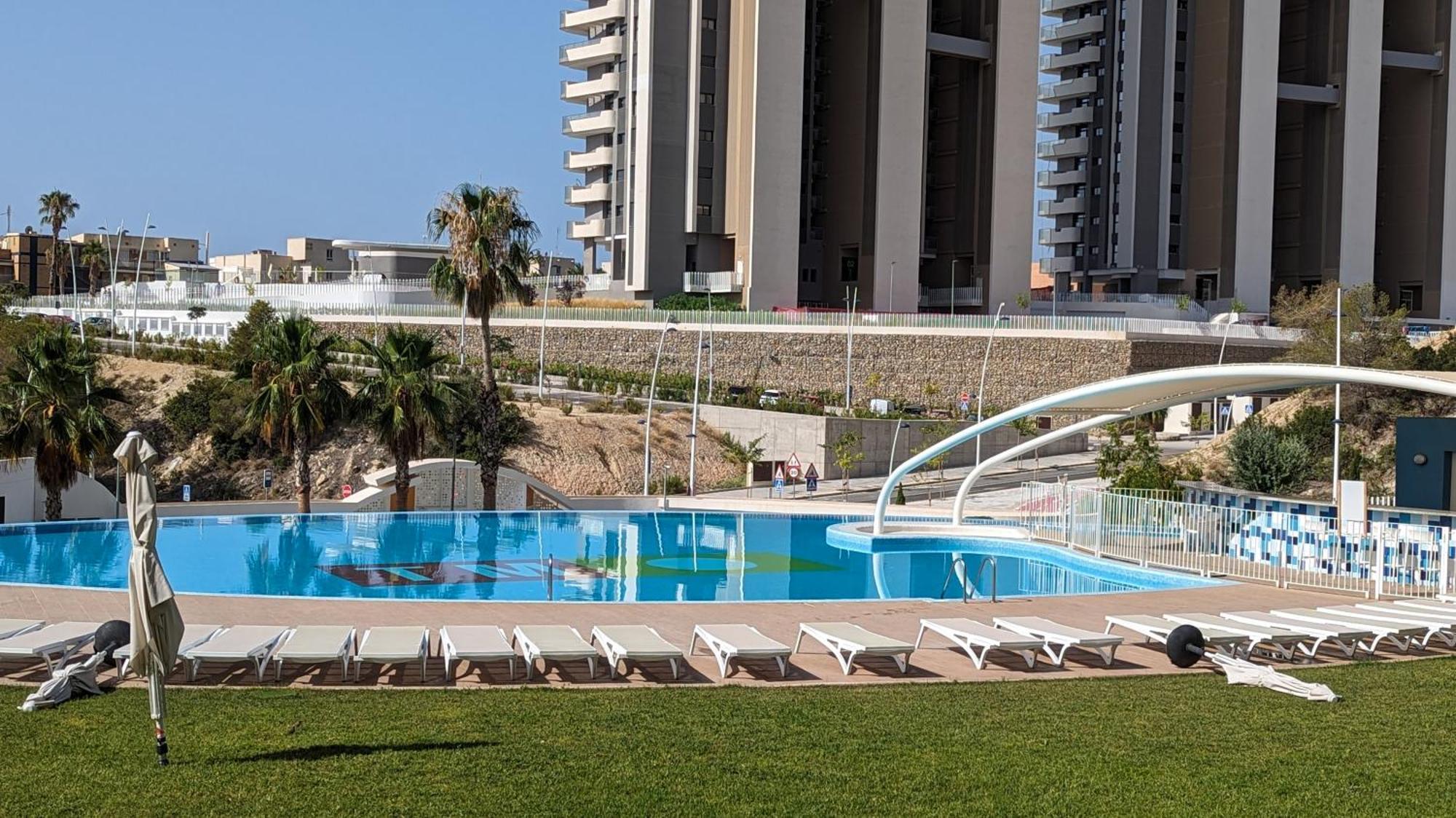 Sunset Waves Luxury Apartment Benidorm Esterno foto