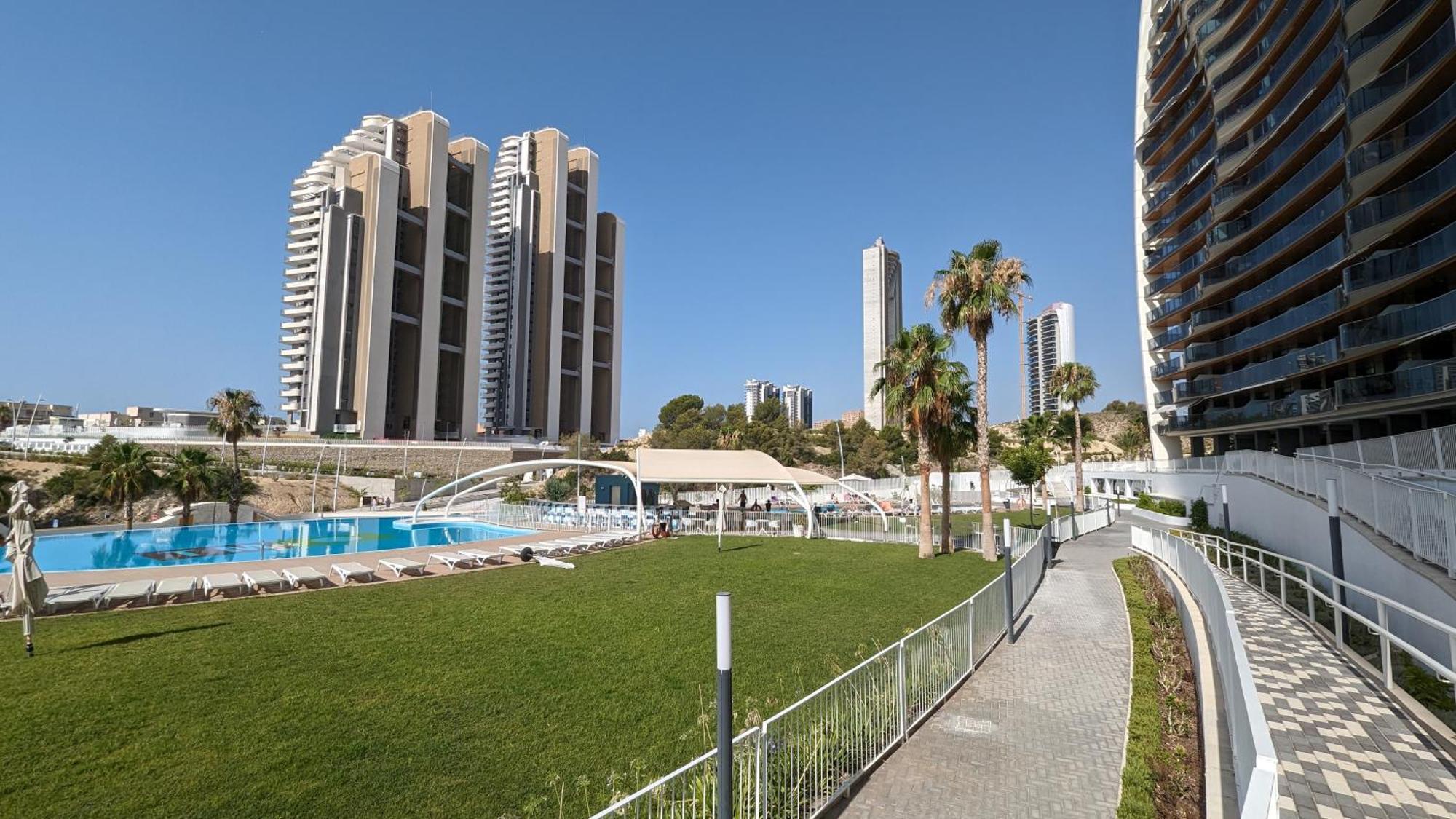 Sunset Waves Luxury Apartment Benidorm Esterno foto