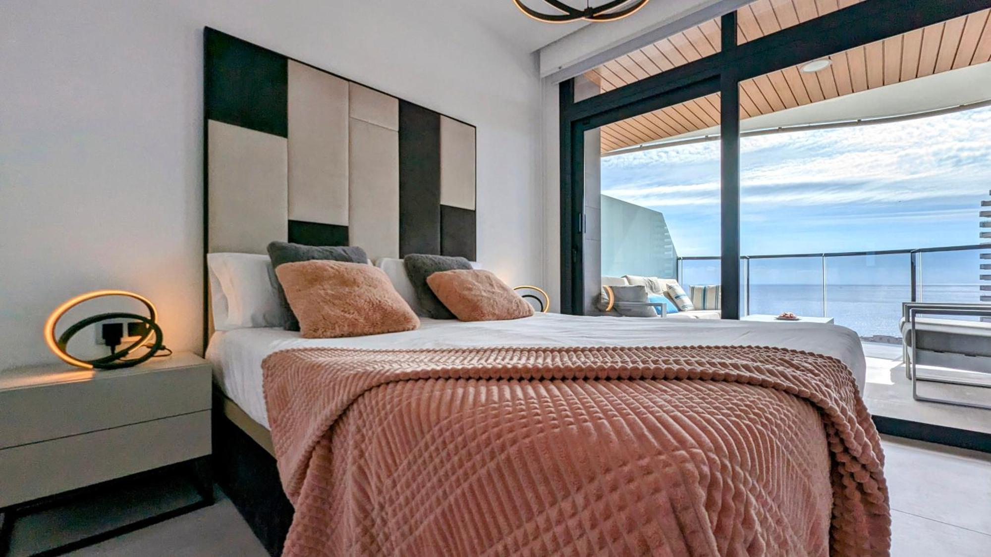 Sunset Waves Luxury Apartment Benidorm Esterno foto