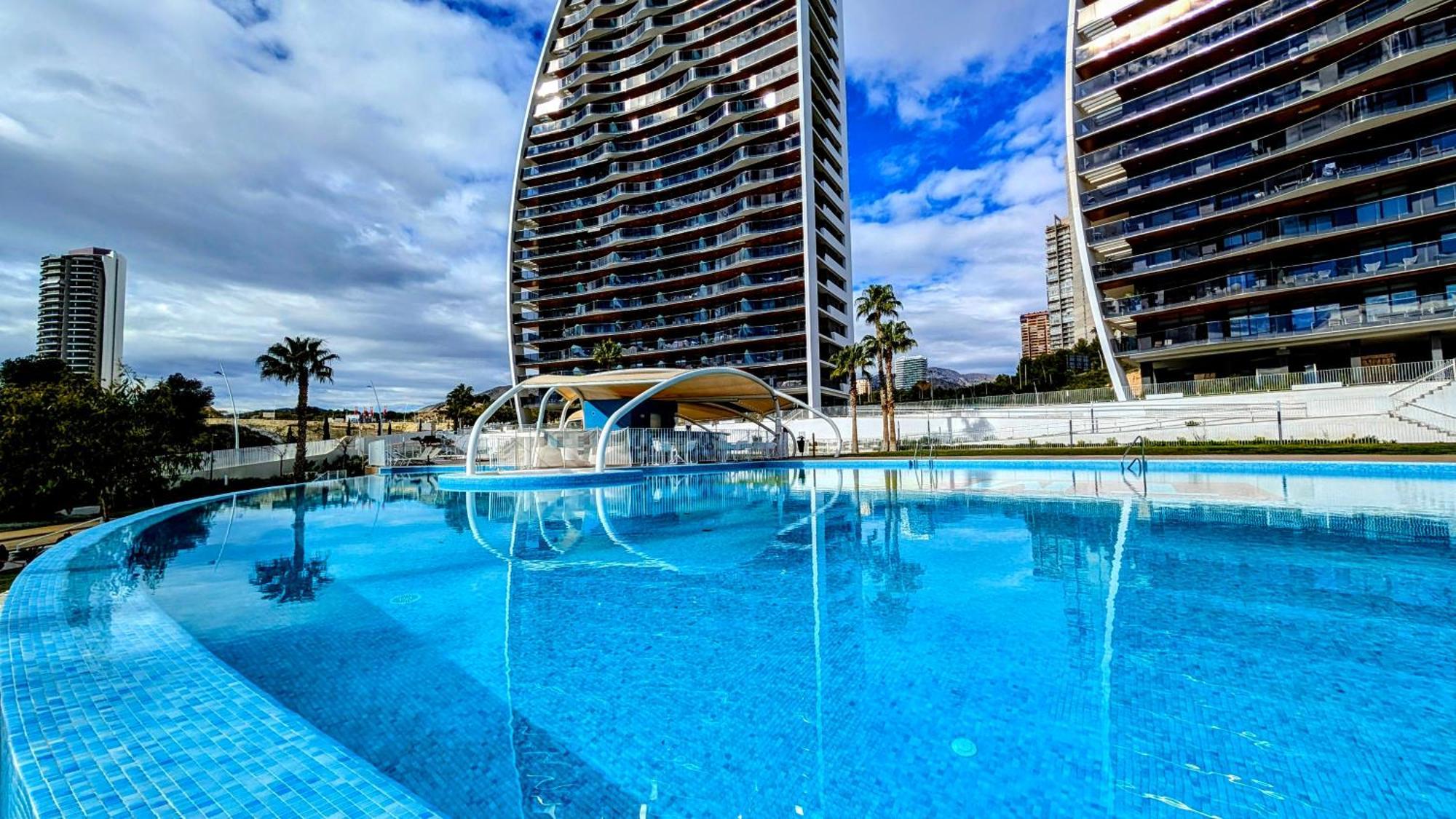 Sunset Waves Luxury Apartment Benidorm Esterno foto